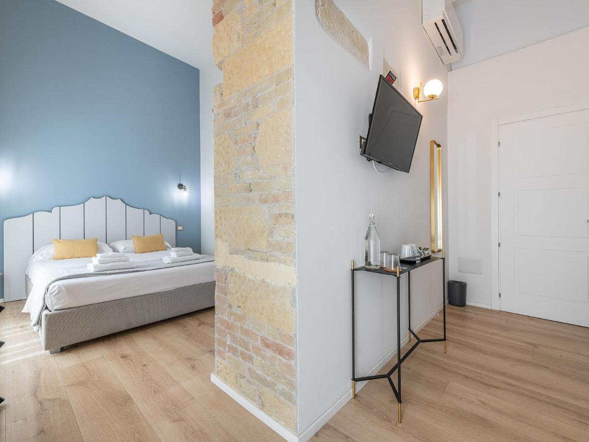 Orma Design Rooms - Historic Centre Cagliari Exterior photo